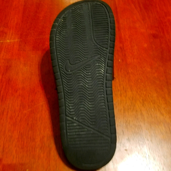 Nike slides - Picture 9 of 9
